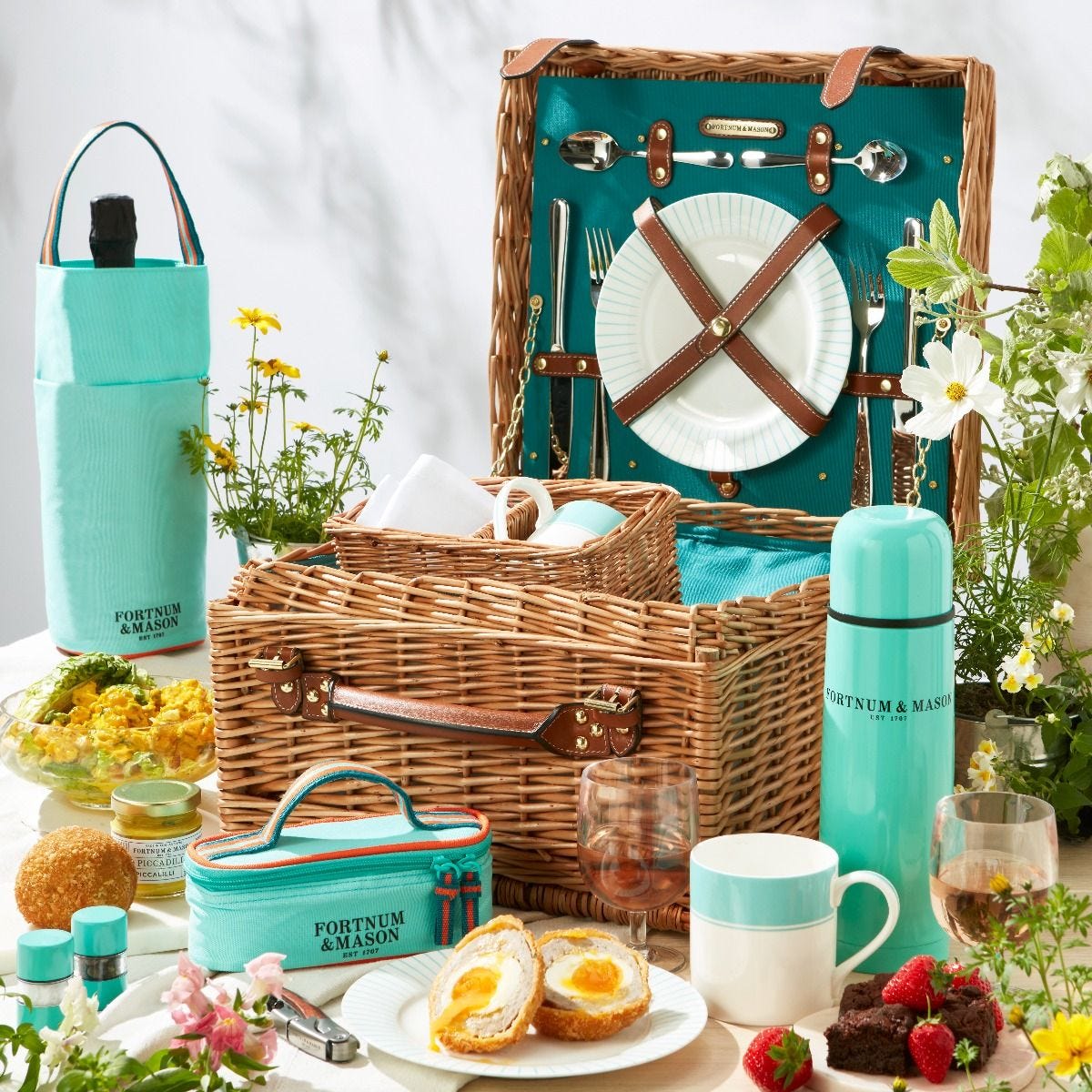 Stripe Picnic Hamper for Four, Wines, Champagne, Fortnum & Mason